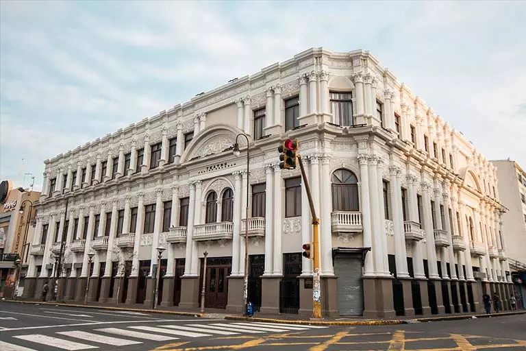 Teatro-Nacional-Melico-Salazar